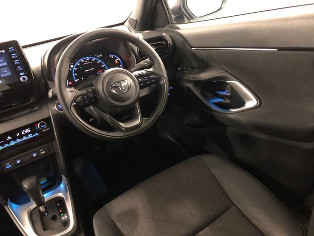 ヤリスクロスＺ　走行７１００キロ／ディスプレイオーディオ／バックカメラ一年保証・走行距離無制限　走行７１００キロ　ディスプレイオーディオ　ブルートゥース　バックカメラ　クリアランスソナー　オートライト　ＬＥＤヘッドライト　シートヒーター（埼玉県）の中古車