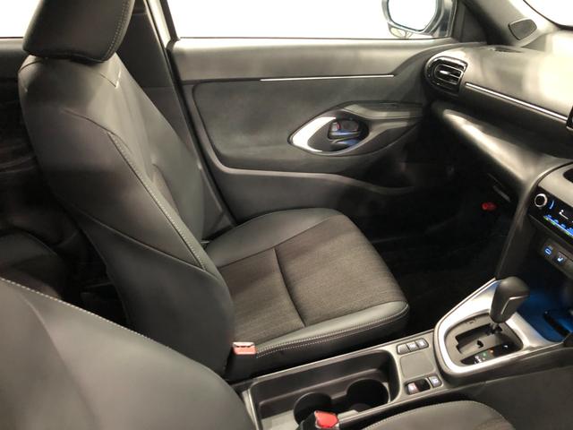 ヤリスクロスＺ　走行７１００キロ／ディスプレイオーディオ／バックカメラ一年保証・走行距離無制限　走行７１００キロ　ディスプレイオーディオ　ブルートゥース　バックカメラ　クリアランスソナー　オートライト　ＬＥＤヘッドライト　シートヒーター（埼玉県）の中古車