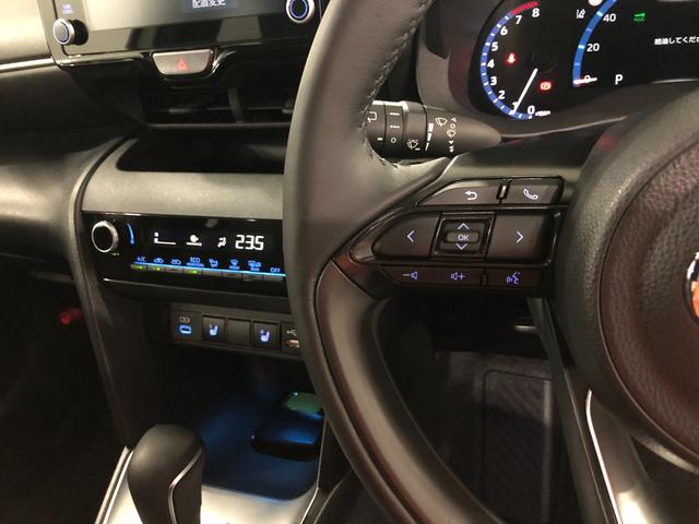 ヤリスクロスＺ　走行７１００キロ／ディスプレイオーディオ／バックカメラ一年保証・走行距離無制限　走行７１００キロ　ディスプレイオーディオ　ブルートゥース　バックカメラ　クリアランスソナー　オートライト　ＬＥＤヘッドライト　シートヒーター（埼玉県）の中古車