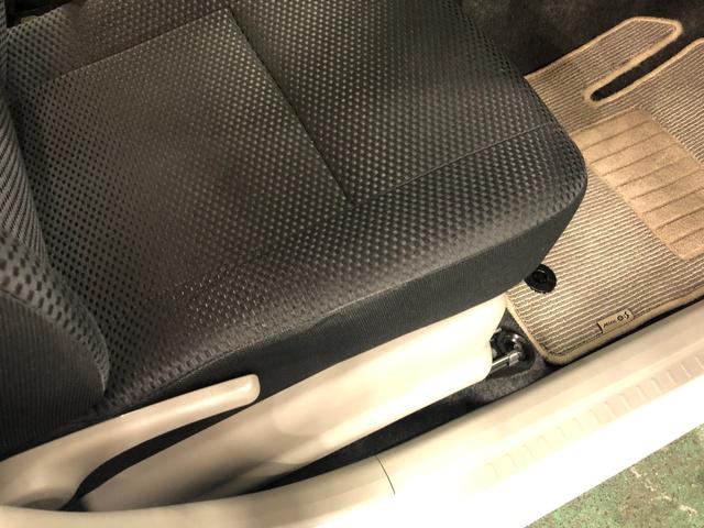 ミライースＸリミテッドＳＡ　走行１４８８３５キロ／タイヤ４本交換／ナビ一年保証・走行距離無制限　走行１４８８３５キロ　フルセグナビ　助手席エアバック　純正カーペットマット　ブルートゥース　アイドリングストップ（埼玉県）の中古車