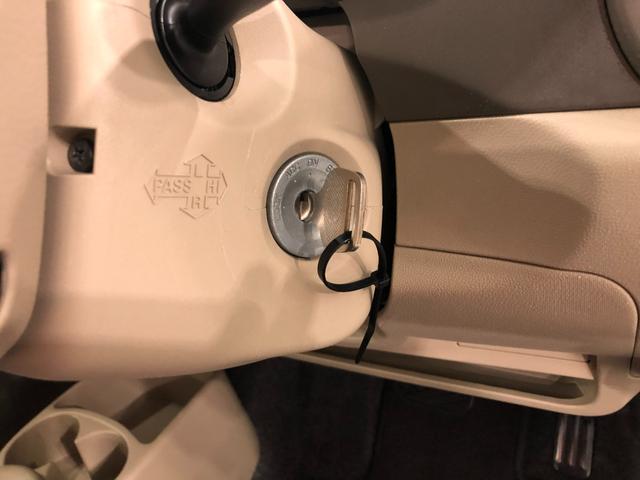 キャロルＧＳ　車検整備付／走行２５０４０キロ／ＣＤチューナー／マット１年保証距離無制限　走行距離２５０４０キロ　車検整備付　ＣＤチューナー　純正カーペットマット　電動格納式ドアミラー　マニュアルエアコン（埼玉県）の中古車