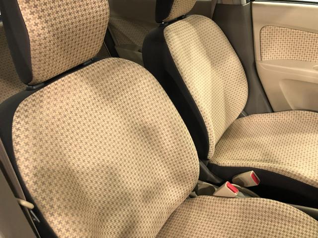 キャロルＧＳ　車検整備付／走行２５０４０キロ／ＣＤチューナー／マット１年保証距離無制限　走行距離２５０４０キロ　車検整備付　ＣＤチューナー　純正カーペットマット　電動格納式ドアミラー　マニュアルエアコン（埼玉県）の中古車