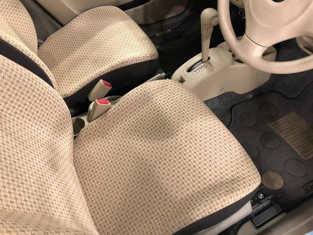 キャロルＧＳ　車検整備付／走行２５０４０キロ／ＣＤチューナー／マット１年保証距離無制限　走行距離２５０４０キロ　車検整備付　ＣＤチューナー　純正カーペットマット　電動格納式ドアミラー　マニュアルエアコン（埼玉県）の中古車