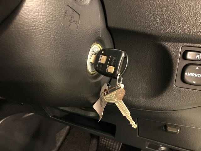 ｂＢＺエアロパッケージ　走行１０２６５４キロ／ナビ／ベンチシート一年保証・走行距離無制限　走行１０２６５４キロ　助手席エアバック　純正カーペットマット　ワンセグナビ　ＤＶＤ　ベンチシート（埼玉県）の中古車