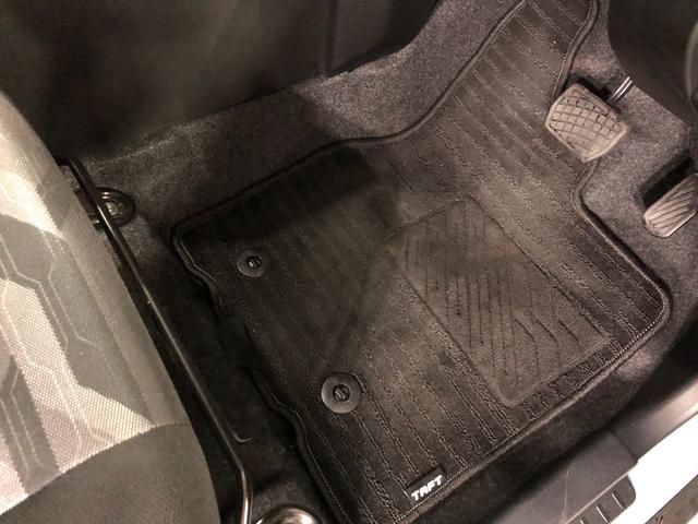 タフトＧクロムベンチャー　走行１１７４１キロ／ナビ／バックカメラ一年保証・走行距離無制限　走行１１７４１キロ　フルセグナビ　バックカメラ　ブルートゥース　ドラレコ　クリアランスソナー　オートライト　ＬＥＤヘッドライト　シートヒーター（埼玉県）の中古車