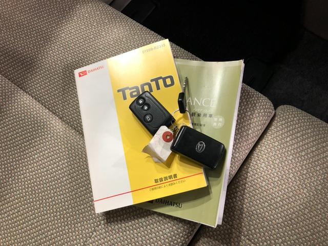 タントＸターボ　４ＷＤ／走行１１６８４１キロ／ワンセグナビ／マット１年保証距離無制限　走行距離１１６８４１キロ　ワンセグナビ　純正マット　オートライト　アイドリングストップ　片側電動スライドドア　プッシュボタンスタート　電動格納式ドアミラー　キーフリー（埼玉県）の中古車