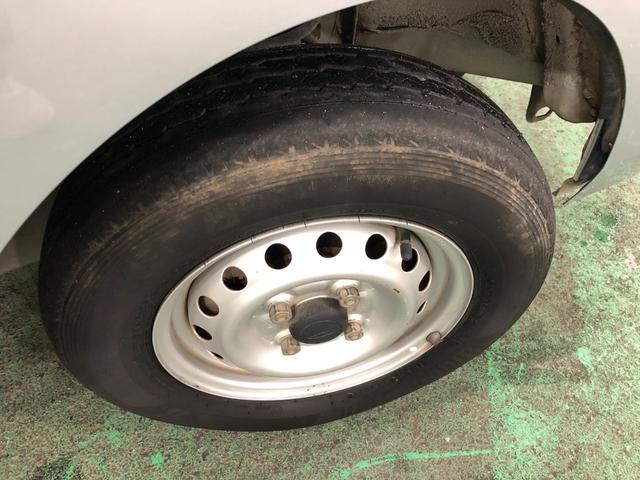 ハイゼットトラックスタンダード 走行58539キロ/車検整備付/タイヤ4本交換一年保証・走行距離無制限 走行58539キロ 5速MT 4WD エアコン パワステ 助手席エアバック 純正カーペットマット(埼玉県)の中古車