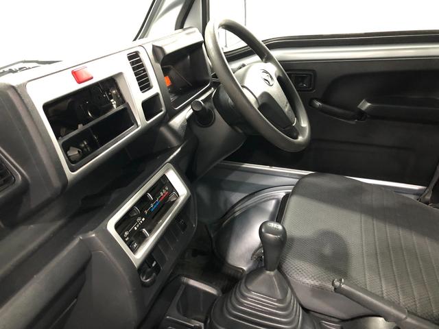 ハイゼットトラックスタンダード 走行58539キロ/車検整備付/タイヤ4本交換一年保証・走行距離無制限 走行58539キロ 5速MT 4WD エアコン パワステ 助手席エアバック 純正カーペットマット(埼玉県)の中古車