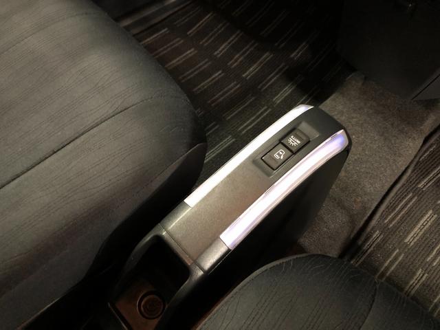 タントエグゼG 走行59368キロ/CDチューナー/タイヤ4本交換一年保証・走行距離無制限 走行59368キロ 助手席エアバック 純正カーペットマット CDチューナー アルミホイール トップシェイドガラス(埼玉県)の中古車