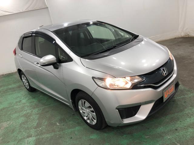 フィット１３Ｇ・Ｆパッケージ　走行３１３５５キロ／雹害／ナビ／ＥＴＣ一年保証・走行距離無制限　走行３１３５５キロ　ワンセグナビ　バックカメラ　ブルートゥース　ＤＶＤ　助手席エアバック　純正カーペットマット（埼玉県）の中古車