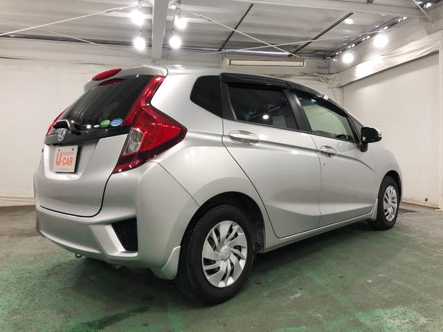 フィット１３Ｇ・Ｆパッケージ　走行３１３５５キロ／雹害／ナビ／ＥＴＣ一年保証・走行距離無制限　走行３１３５５キロ　ワンセグナビ　バックカメラ　ブルートゥース　ＤＶＤ　助手席エアバック　純正カーペットマット（埼玉県）の中古車