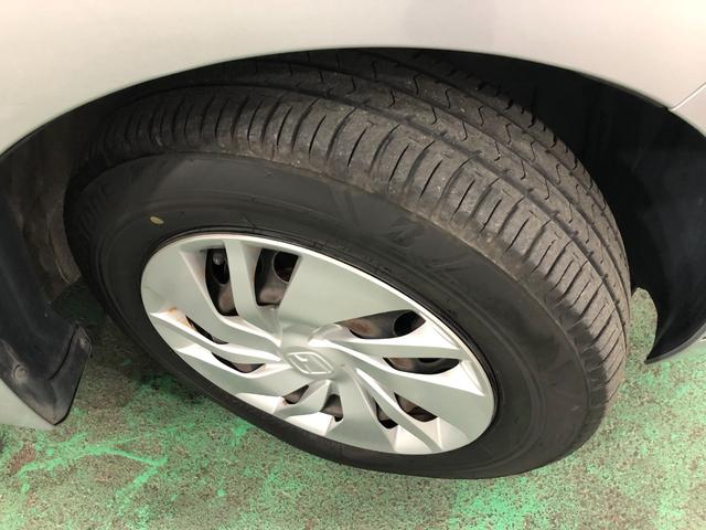 フィット１３Ｇ・Ｆパッケージ　走行３１３５５キロ／雹害／ナビ／ＥＴＣ一年保証・走行距離無制限　走行３１３５５キロ　ワンセグナビ　バックカメラ　ブルートゥース　ＤＶＤ　助手席エアバック　純正カーペットマット（埼玉県）の中古車