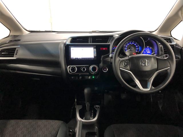 フィット１３Ｇ・Ｆパッケージ　走行３１３５５キロ／雹害／ナビ／ＥＴＣ一年保証・走行距離無制限　走行３１３５５キロ　ワンセグナビ　バックカメラ　ブルートゥース　ＤＶＤ　助手席エアバック　純正カーペットマット（埼玉県）の中古車