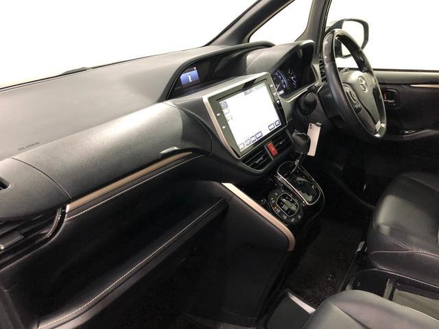 エスクァイアGi ブラックテーラード 4WD 大画面ナビ 後席モニター車検整備付 1年保証距離無制限 走行距離42487キロ 純正大画面ナビ バックカメラ ブルートゥース ドラレコ 後席モニター 純正マット LEDヘッドランプ シートヒーター プッシュスタート(埼玉県)の中古車