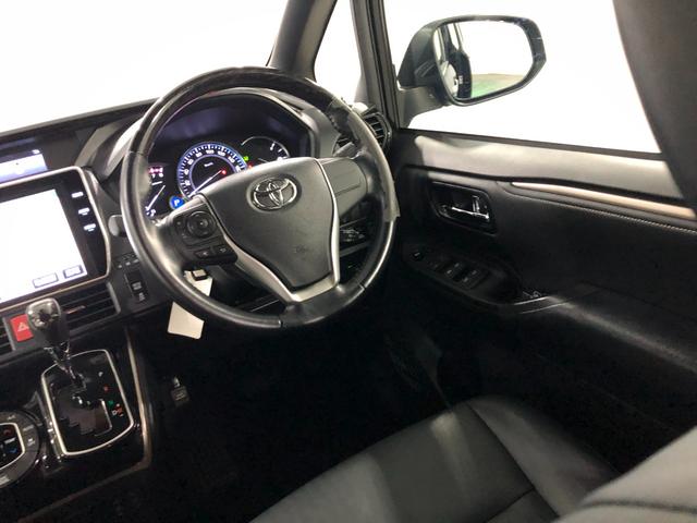 エスクァイアGi ブラックテーラード 4WD 大画面ナビ 後席モニター車検整備付 1年保証距離無制限 走行距離42487キロ 純正大画面ナビ バックカメラ ブルートゥース ドラレコ 後席モニター 純正マット LEDヘッドランプ シートヒーター プッシュスタート(埼玉県)の中古車