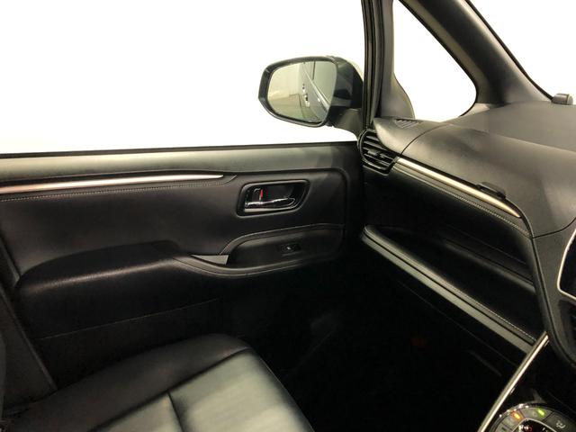 エスクァイアGi ブラックテーラード 4WD 大画面ナビ 後席モニター車検整備付 1年保証距離無制限 走行距離42487キロ 純正大画面ナビ バックカメラ ブルートゥース ドラレコ 後席モニター 純正マット LEDヘッドランプ シートヒーター プッシュスタート(埼玉県)の中古車