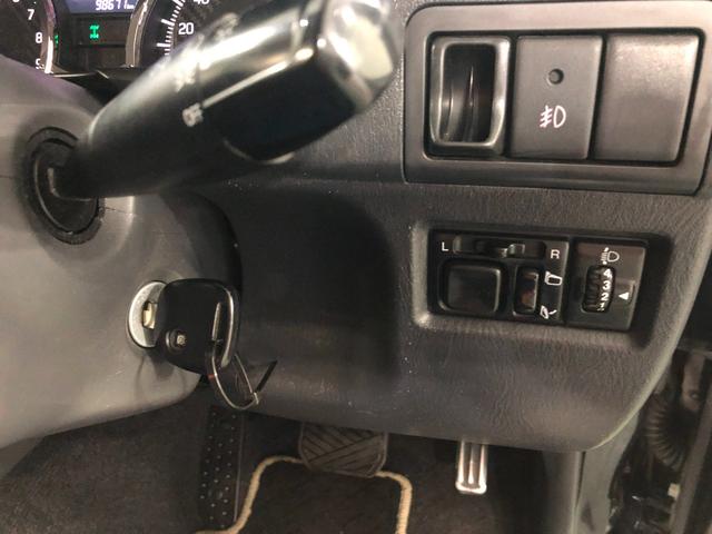 ジムニーランドベンチャー　車検整備付／走行９８６７１キロ／ナビ１年保証距離無制限　走行距離９８６７１キロ　フルセグナビ　ＤＶＤ再生　純正マット　助手席エアバッグ　電動格納式ドアミラー　アルミホイールタイヤ（埼玉県）の中古車