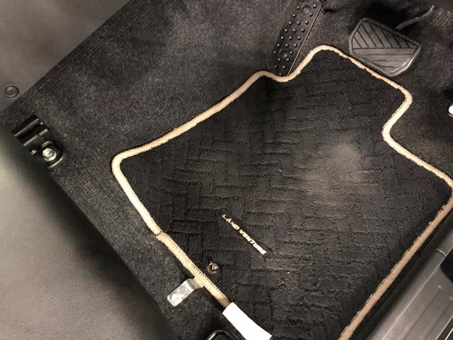 ジムニーランドベンチャー　車検整備付／走行９８６７１キロ／ナビ１年保証距離無制限　走行距離９８６７１キロ　フルセグナビ　ＤＶＤ再生　純正マット　助手席エアバッグ　電動格納式ドアミラー　アルミホイールタイヤ（埼玉県）の中古車