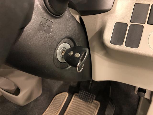 ミライースX 走行67204キロ/CDチューナー/キーレス一年保証・走行距離無制限 走行67204キロ 助手席エアバック 純正カーペットマット アイドリングストップ キーレスエントリー(埼玉県)の中古車