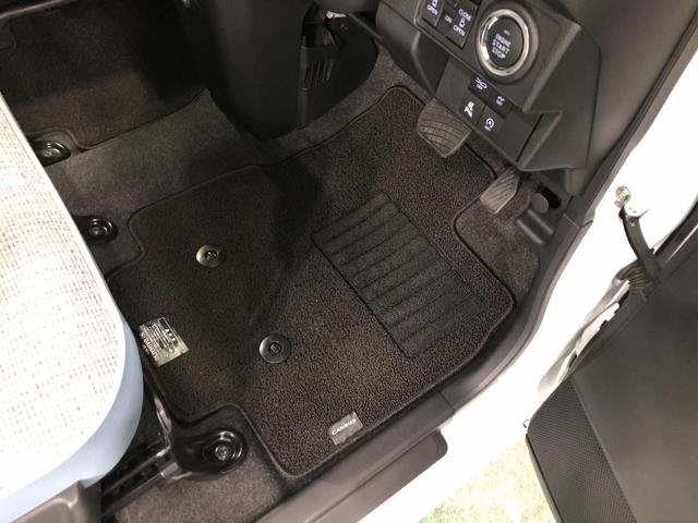 ムーヴキャンバスストライプスＧ　走行１３４１キロ／ナビ／バックカメラ一年保証・走行距離無制限　走行１３４１キロ　フルセグナビ　ブルートゥース　バックカメラ　ＤＶＤ　クリアランスソナー　ＬＥＤヘッドライト　オートライト　シートヒーター　両側電動スライドドア（埼玉県）の中古車