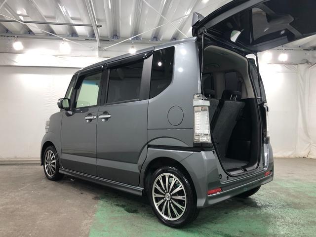 N−BOXカスタムGターボSSパッケージ 走行61433キロ/車検整備付/ナビ一年保証・走行距離無制限 走行61433キロ ワンセグナビ ブルートゥース バックカメラ ドラレコ サイドエアバック オートライト HIDヘッドライト 両側電動スライドドア(埼玉県)の中古車