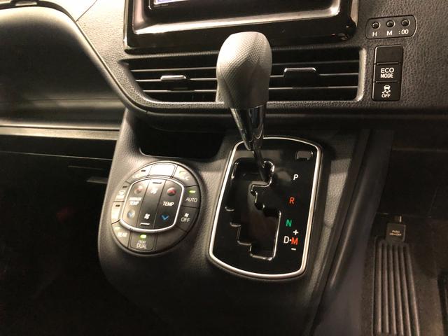 ノアＸ　走行５８４６６キロ／純正フルセグナビ／ドラレコワンオーナー　禁煙車　バックカメラ　ブルートゥース　ドラレコ　純正マット　ＬＥＤヘッドランプ　片側電動スライドドア　電動格納式ドアミラー　プッシュスタート　キーフリー（埼玉県）の中古車