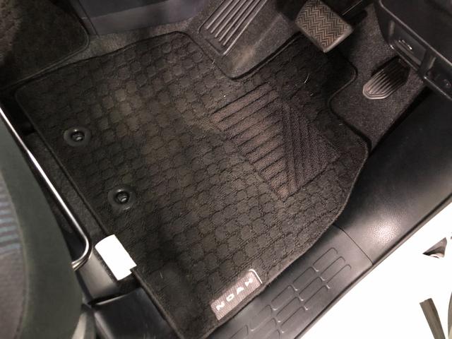 ノアＸ　走行５８４６６キロ／純正フルセグナビ／ドラレコワンオーナー　禁煙車　バックカメラ　ブルートゥース　ドラレコ　純正マット　ＬＥＤヘッドランプ　片側電動スライドドア　電動格納式ドアミラー　プッシュスタート　キーフリー（埼玉県）の中古車