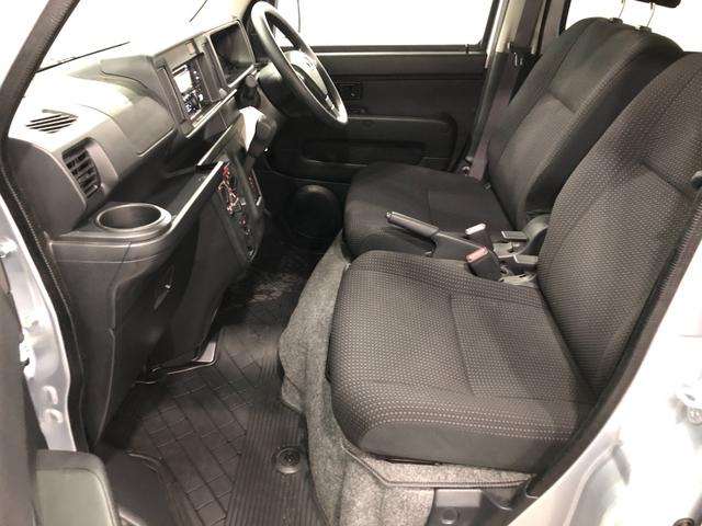 ハイゼットカーゴデッキバンG SA3 走行4412キロ/LEDヘッドライト一年保証・走行距離無制限 走行4412キロ 助手席エアバック 純正カーペットマット オートライト オートマチックハイビーム LEDヘッドライト アイドリングストップ(埼玉県)の中古車