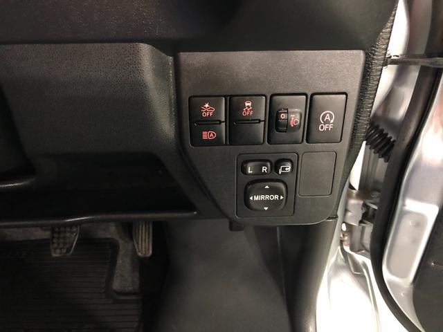 ハイゼットカーゴデッキバンG SA3 走行4412キロ/LEDヘッドライト一年保証・走行距離無制限 走行4412キロ 助手席エアバック 純正カーペットマット オートライト オートマチックハイビーム LEDヘッドライト アイドリングストップ(埼玉県)の中古車