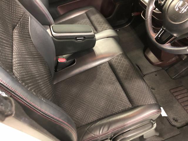 Ｎ−ＷＧＮカスタムＧ・Ｌパッケージ　走行１００３０１キロ／ナビ／バックカメラ一年保証・走行距離無制限　走行１００３０１キロ　助手席エアバック　ＥＴＣ　フルセグナビ　ブルートゥース　バックカメラ　サイドエアバック　オートライト　ＨＩＤヘッドライト（埼玉県）の中古車