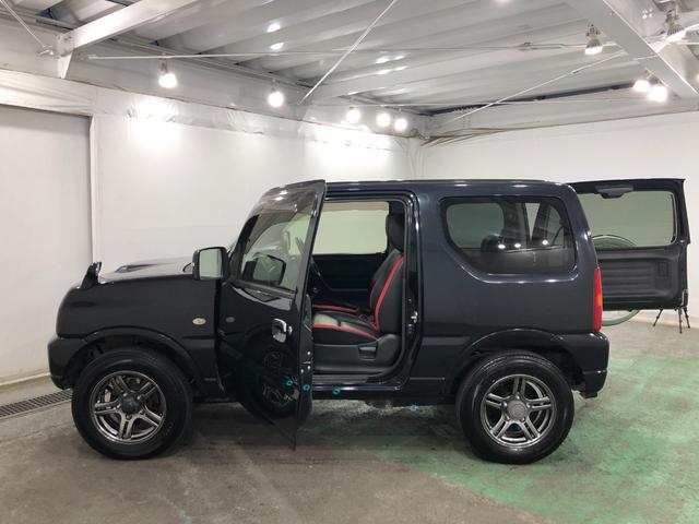 ジムニークロスアドベンチャー　走行９１０２３キロ／ＭＴ／４ＷＤ一年保証・走行距離無制限　走行９１０２３キロ　４ＷＤ　５速ＭＴ　キーレスエントリー　電動格納ミラー　助手席エアバック　マニュアルエアコン（埼玉県）の中古車