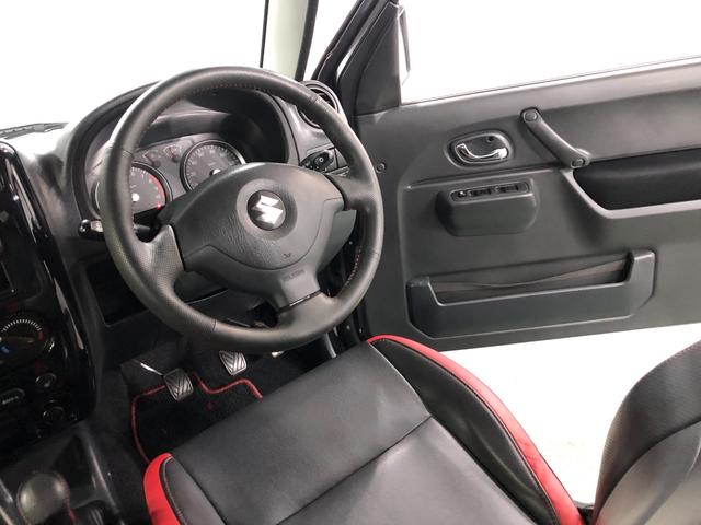 ジムニークロスアドベンチャー　走行９１０２３キロ／ＭＴ／４ＷＤ一年保証・走行距離無制限　走行９１０２３キロ　４ＷＤ　５速ＭＴ　キーレスエントリー　電動格納ミラー　助手席エアバック　マニュアルエアコン（埼玉県）の中古車