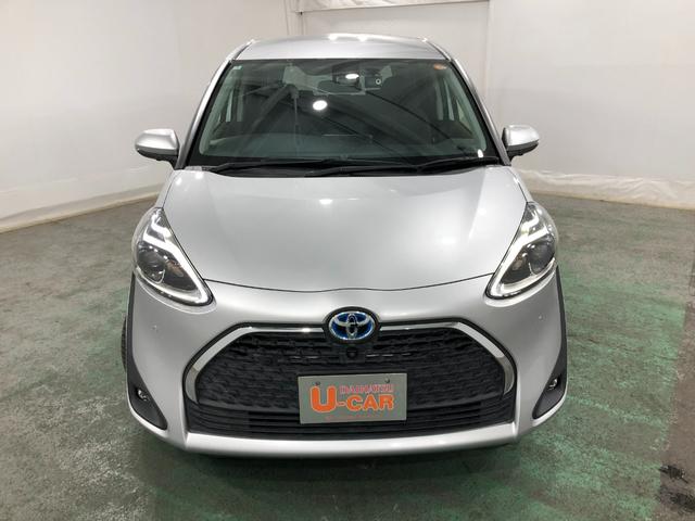 シエンタハイブリッド　ファンベースＧ　クエロ　走行２００３２キロ１年保証距離無制限　走行距離２００３２キロ　フルセグナビ　全周囲カメラ　ブルートゥース　ドラレコ　純正マット　ＬＥＤヘッドランプ　シートヒーター　両側電動スライドドア　プッシュスタート　キーフリー（埼玉県）の中古車