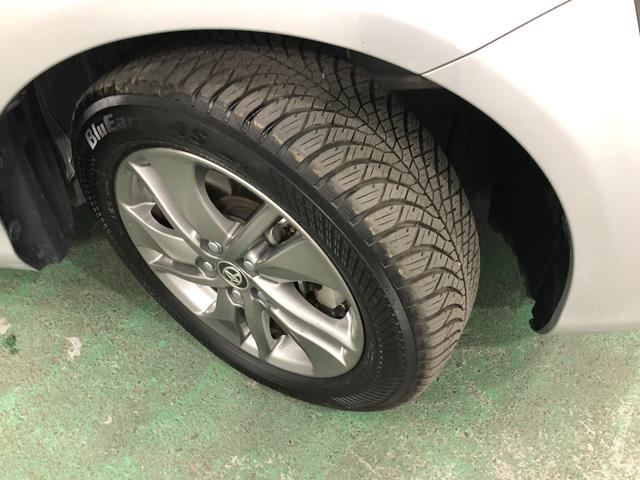 シエンタハイブリッド　ファンベースＧ　クエロ　走行２００３２キロ１年保証距離無制限　走行距離２００３２キロ　フルセグナビ　全周囲カメラ　ブルートゥース　ドラレコ　純正マット　ＬＥＤヘッドランプ　シートヒーター　両側電動スライドドア　プッシュスタート　キーフリー（埼玉県）の中古車