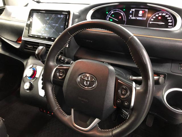 シエンタハイブリッド　ファンベースＧ　クエロ　走行２００３２キロ１年保証距離無制限　走行距離２００３２キロ　フルセグナビ　全周囲カメラ　ブルートゥース　ドラレコ　純正マット　ＬＥＤヘッドランプ　シートヒーター　両側電動スライドドア　プッシュスタート　キーフリー（埼玉県）の中古車