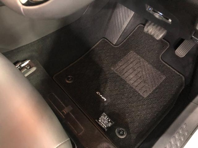 C−HRGモード ネロ セーフティプラスII 走行7374キロ/ナビ一年保証・走行距離無制限 走行7374キロ フルセグナビ ブルートゥース バックカメラ サイドエアバック クリアランスソナー オートマチックハイビーム オートライト LEDヘッドライト(埼玉県)の中古車