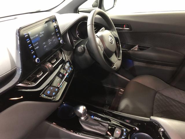 C−HRGモード ネロ セーフティプラスII 走行7374キロ/ナビ一年保証・走行距離無制限 走行7374キロ フルセグナビ ブルートゥース バックカメラ サイドエアバック クリアランスソナー オートマチックハイビーム オートライト LEDヘッドライト(埼玉県)の中古車