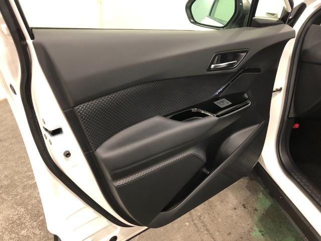 C−HRGモード ネロ セーフティプラスII 走行7374キロ/ナビ一年保証・走行距離無制限 走行7374キロ フルセグナビ ブルートゥース バックカメラ サイドエアバック クリアランスソナー オートマチックハイビーム オートライト LEDヘッドライト(埼玉県)の中古車