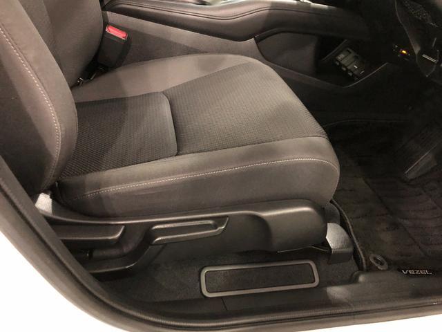 ヴェゼルＸ・ホンダセンシング　走行１．４万　車検整備付　純正ナビ一年保証・走行距離無制限　走行１４０８０キロ　純正フルセグナビ　ＥＴＣ　ＢＴオーディオ　バックカメラ　ドラレコ　クルーズコントロール　サイドエアバック　オートライト　ＬＥＤヘッドライト（埼玉県）の中古車