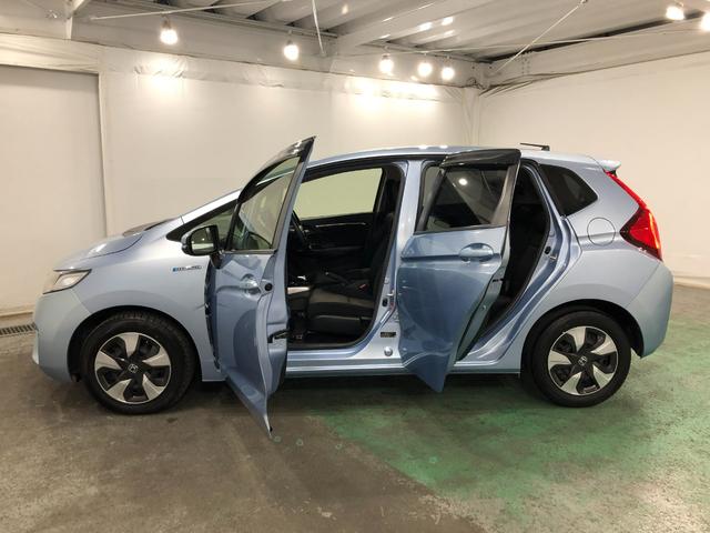 フィットハイブリッドFパッケージ 走行52471キロ/ワンセグナビ/バックカメラ1年保証距離無制限 走行距離52471キロ ワンセグナビ バックカメラ ブルートゥース 純正マット サイドエアバッグ 電動格納式ドアミラー プッシュスタート(埼玉県)の中古車