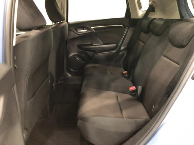 フィットハイブリッドFパッケージ 走行52471キロ/ワンセグナビ/バックカメラ1年保証距離無制限 走行距離52471キロ ワンセグナビ バックカメラ ブルートゥース 純正マット サイドエアバッグ 電動格納式ドアミラー プッシュスタート(埼玉県)の中古車