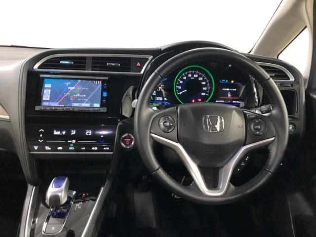 シャトルハイブリッドＸ　４ＷＤ／ナビ／バックカメラ一年保証・走行距離無制限　走行５３１４３キロ　ナビ　ブルートゥース　バックカメラ　オートライト　サイドエアバック（埼玉県）の中古車