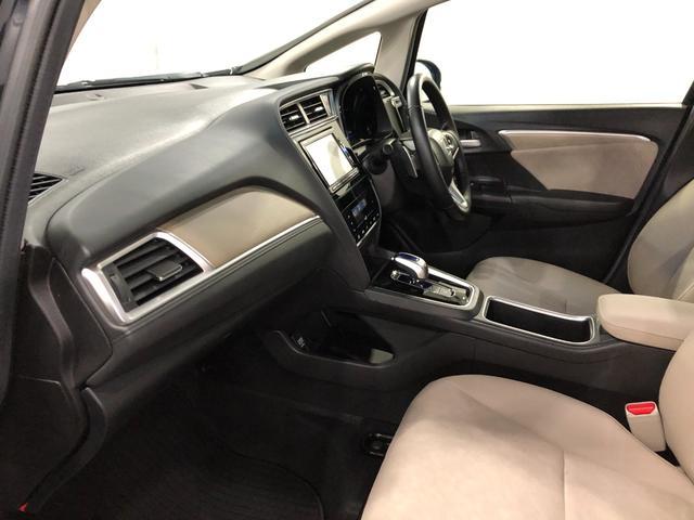 シャトルハイブリッドＸ　４ＷＤ／ナビ／バックカメラ一年保証・走行距離無制限　走行５３１４３キロ　ナビ　ブルートゥース　バックカメラ　オートライト　サイドエアバック（埼玉県）の中古車