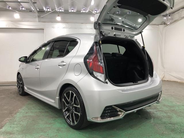 アクアG GRスポーツ・17インチパッケージ 走行27267キロ一年保証・走行距離無制限 走行27267キロ フルセグナビ ブルートゥース バックカメラ ドラレコ ETC オートライト LEDヘッドライト(埼玉県)の中古車