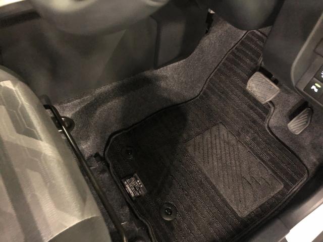 タフトGターボ クロムベンチャー 走行42850キロ/ナビ/ETC一年保証・走行距離無制限 走行42850キロ フルセグナビ ブルートゥース バックカメラ サイドエアバック クリアランスソナー オートライト LEDヘッドライト シートヒーター(埼玉県)の中古車