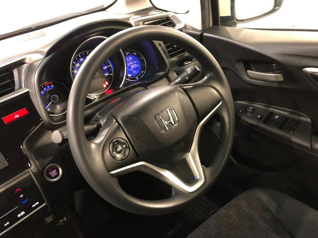 フィット１３Ｇ・Ｆパッケージ　ファインエディション　ナビ／Ｂカメラ１年保証距離無制限　走行距離２９３１３キロ　ワンセグナビ　バックカメラ　純正マット　助手席エアバッグ　プッシュボタンスタート　電動格納式ドアミラー（埼玉県）の中古車