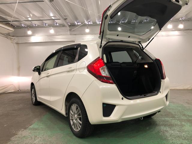 フィット１３Ｇ・Ｆパッケージ　ファインエディション　ナビ／Ｂカメラ１年保証距離無制限　走行距離２９３１３キロ　ワンセグナビ　バックカメラ　純正マット　助手席エアバッグ　プッシュボタンスタート　電動格納式ドアミラー（埼玉県）の中古車