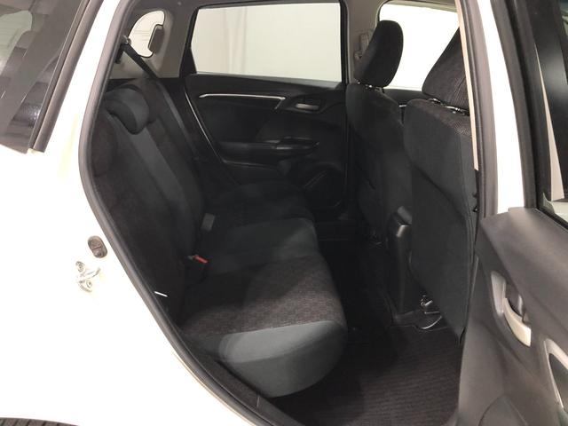 フィット１３Ｇ・Ｆパッケージ　ファインエディション　ナビ／Ｂカメラ１年保証距離無制限　走行距離２９３１３キロ　ワンセグナビ　バックカメラ　純正マット　助手席エアバッグ　プッシュボタンスタート　電動格納式ドアミラー（埼玉県）の中古車