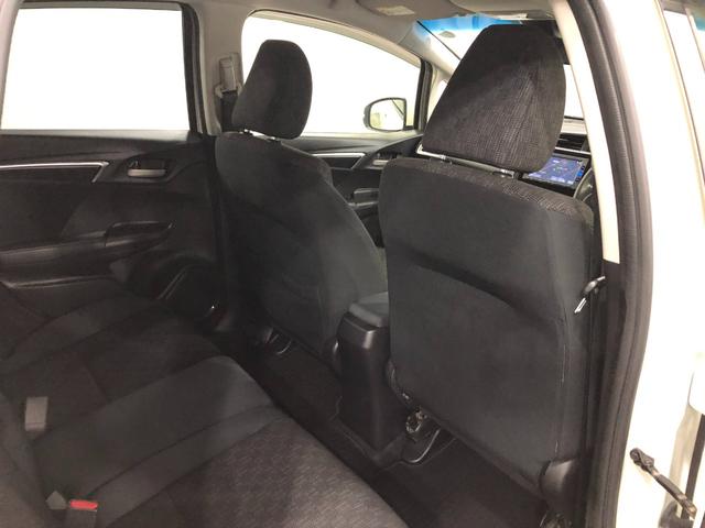 フィット１３Ｇ・Ｆパッケージ　ファインエディション　ナビ／Ｂカメラ１年保証距離無制限　走行距離２９３１３キロ　ワンセグナビ　バックカメラ　純正マット　助手席エアバッグ　プッシュボタンスタート　電動格納式ドアミラー（埼玉県）の中古車