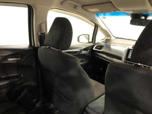 フィット１３Ｇ・Ｆパッケージ　ファインエディション　ナビ／Ｂカメラ１年保証距離無制限　走行距離２９３１３キロ　ワンセグナビ　バックカメラ　純正マット　助手席エアバッグ　プッシュボタンスタート　電動格納式ドアミラー（埼玉県）の中古車